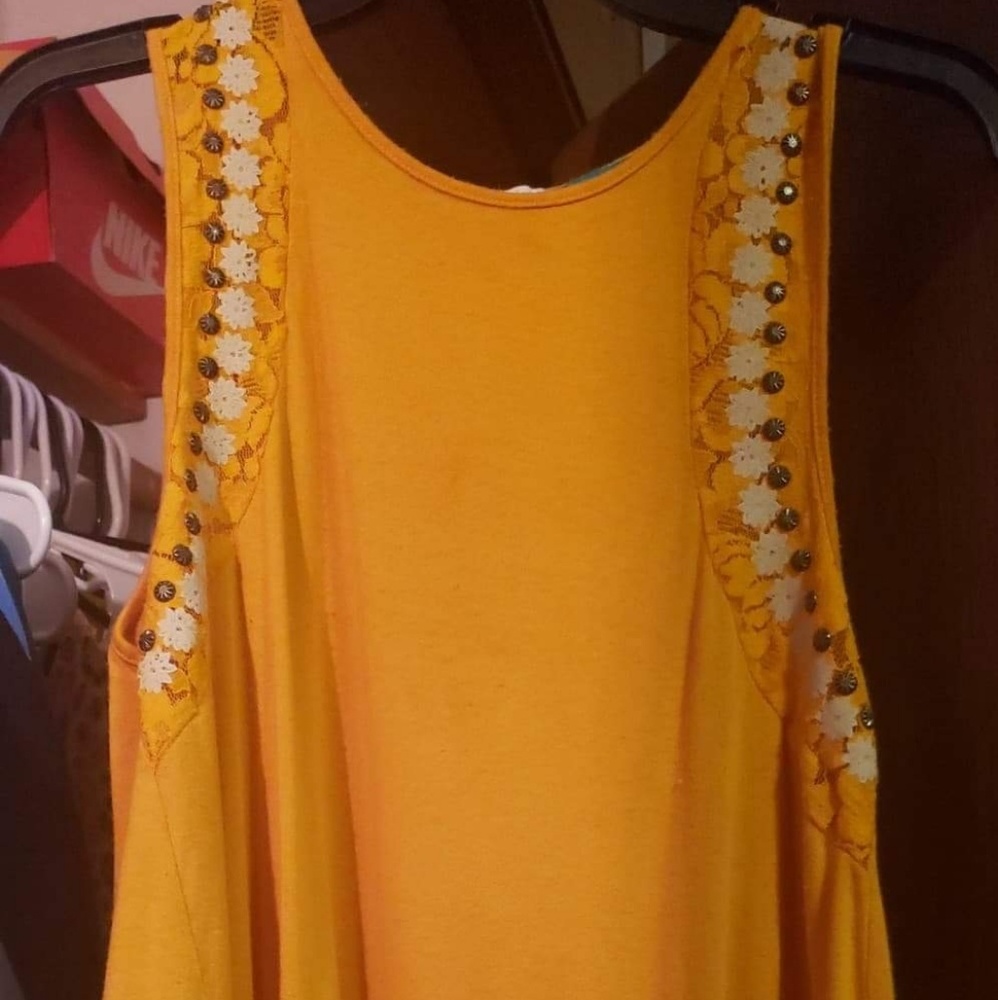 Brand New beautiful top